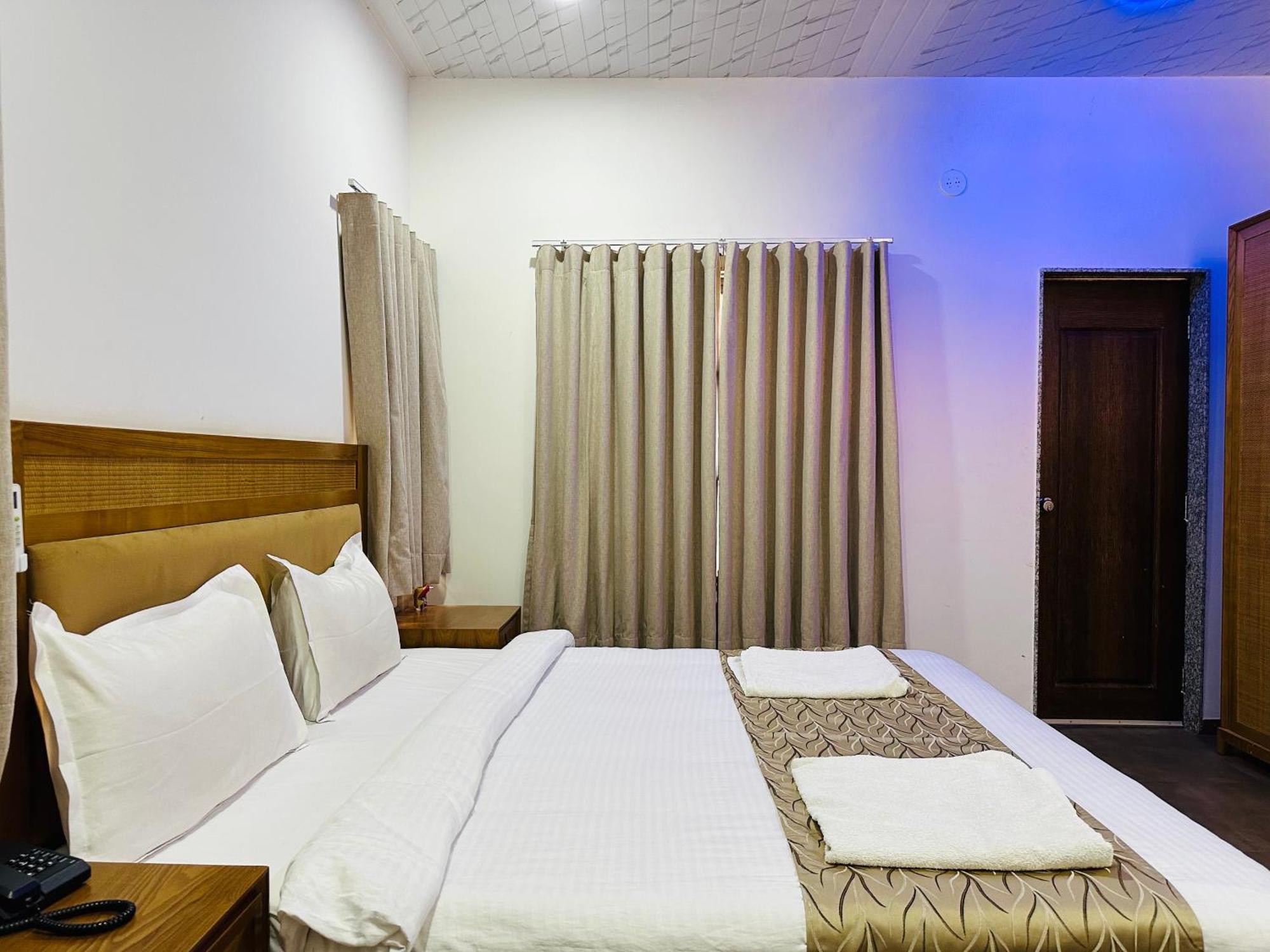 Lion Park Hotel & Resorts Szaszan Gir Kültér fotó