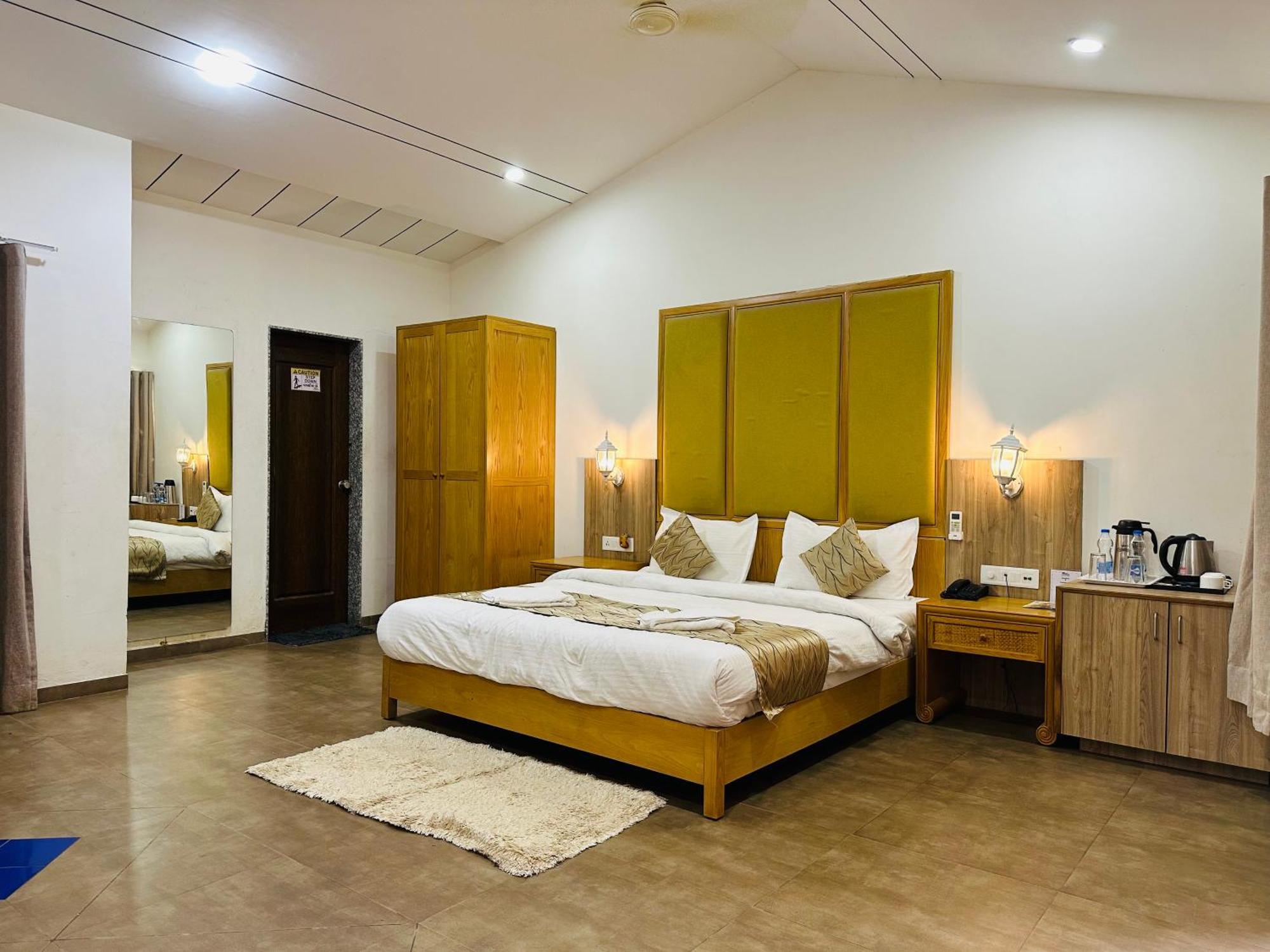 Lion Park Hotel & Resorts Szaszan Gir Kültér fotó