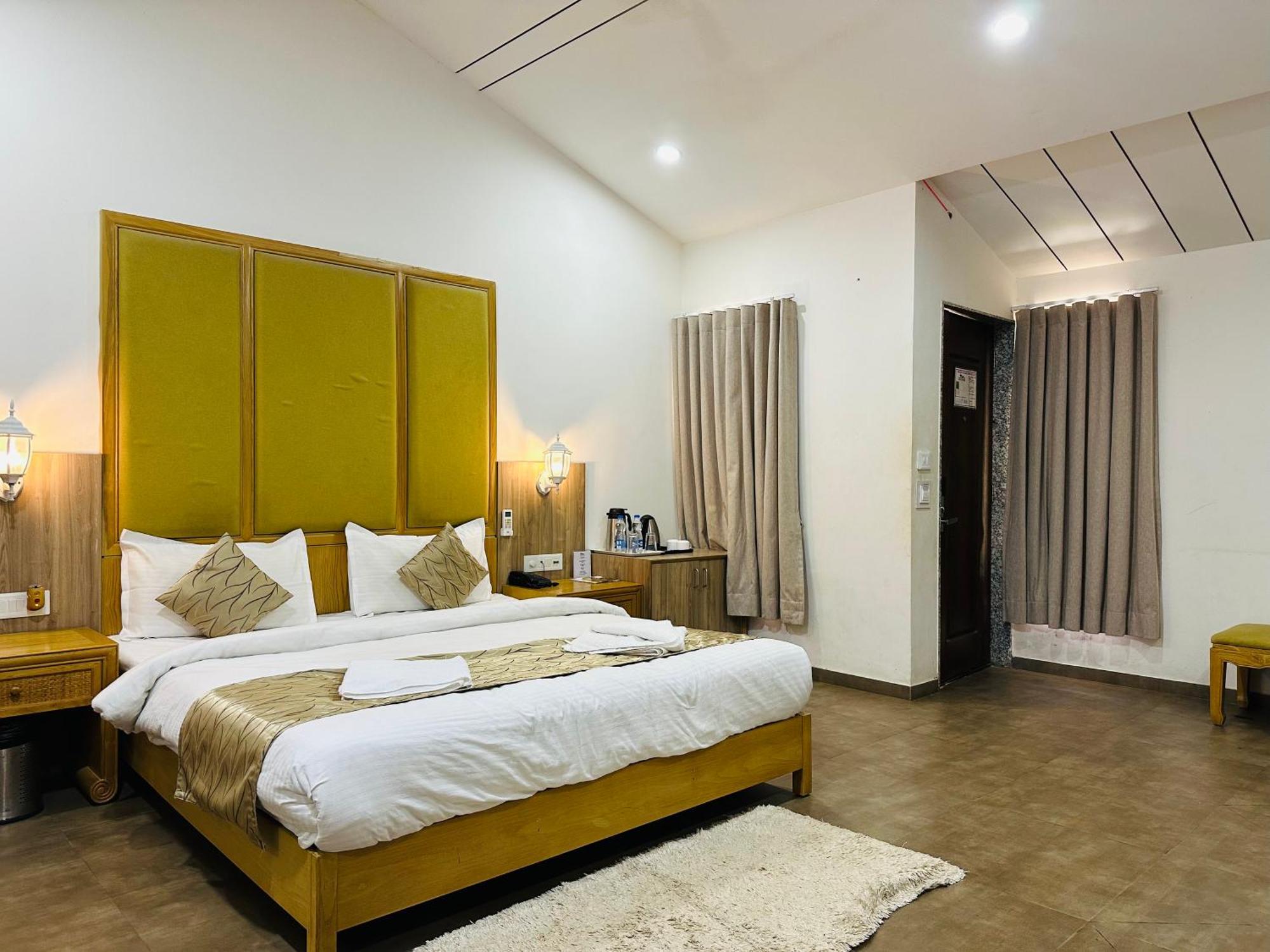 Lion Park Hotel & Resorts Szaszan Gir Kültér fotó