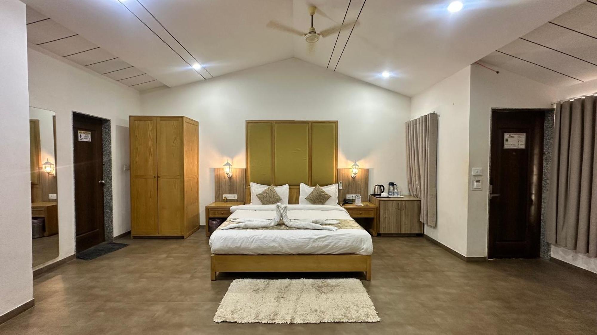 Lion Park Hotel & Resorts Szaszan Gir Kültér fotó