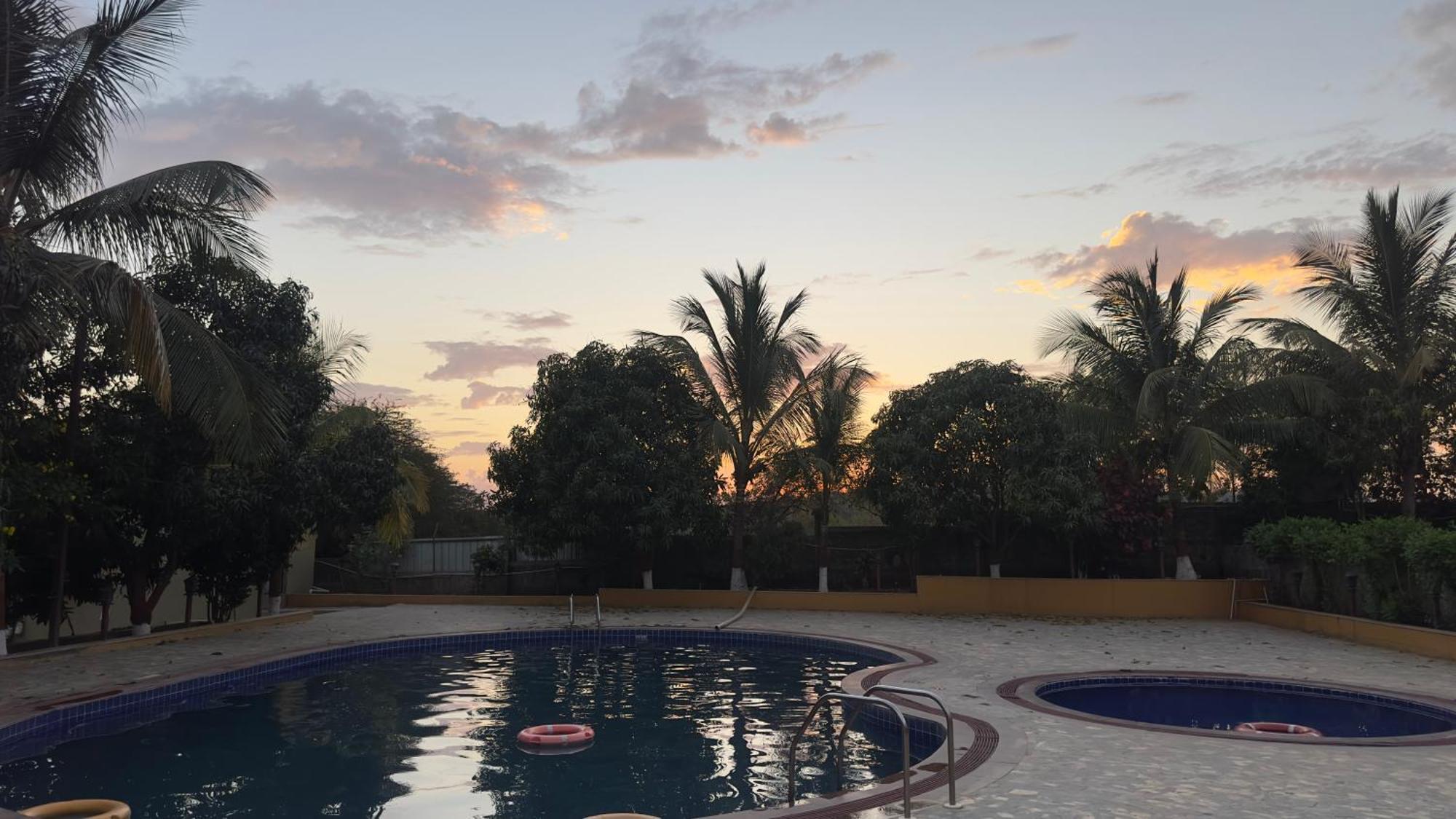 Lion Park Hotel & Resorts Szaszan Gir Kültér fotó