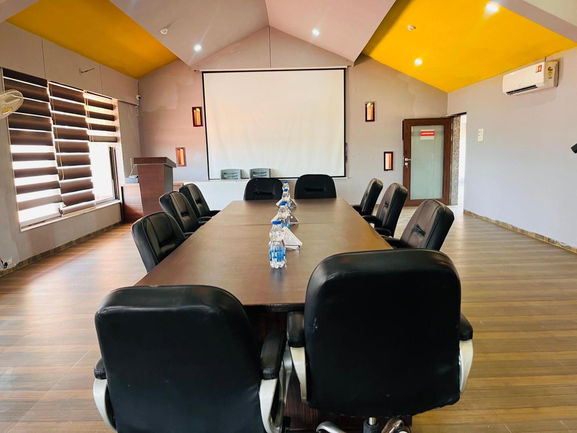 Lion Park Hotel & Resorts Szaszan Gir Kültér fotó