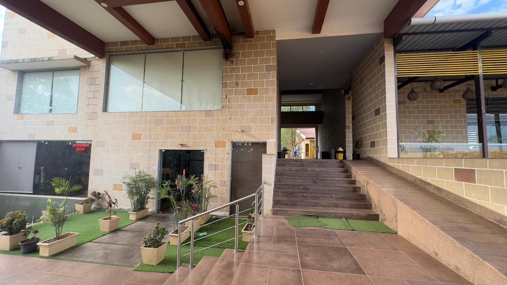 Lion Park Hotel & Resorts Szaszan Gir Kültér fotó